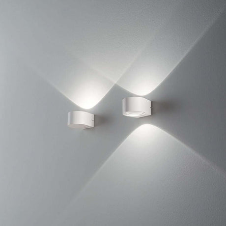 Lao LED Wandlampe Weiß IP65, attraktive LED Außenleuchte mit Linsentechnik und IP65-Schutzart.