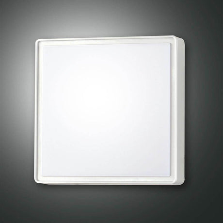 Oban Deckenleuchte LED 15W Neutralweiß 4000K 24cm an Wand montiert, quadratisches Design, IP65 Schutzart.