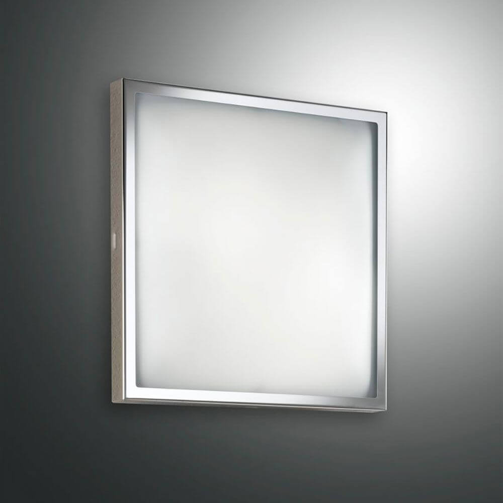 Osaka moderne Wandleuchte Metall in modernem Design, stilvolle und elegante Wandbeleuchtung aus Metall.