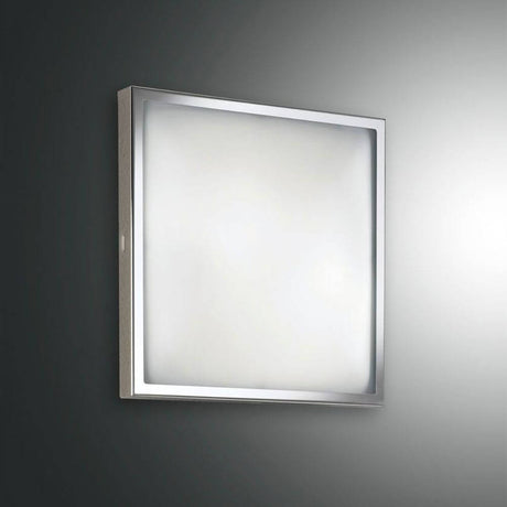 Osaka moderne Wandleuchte Metall in modernem Design, ideal für elegante Innenräume.