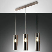 Pendelleuchte Sintesi 3-flammig mit drei hängenden Lichtquellen in modernem Design.