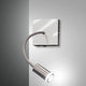 Portici LED Wandleuchte Nickel mit flexiblem Lichtarm in modernem Design an der Wand.