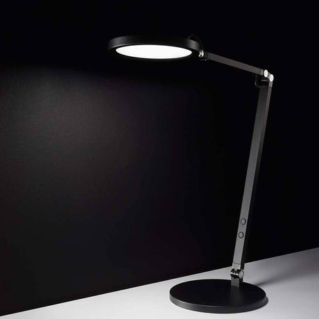 Regina LED Tischleuchte Metall in modernem Design mit flexiblem Arm und dimmbarem Licht.