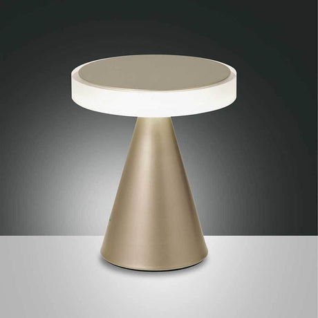 Moderne LED-bordlampe Neutra i stilfullt design med konisk base og mykt lys.
