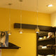 Fabbian Beluga Hängeleuchten in Gold, moderne Beleuchtung für Essbereich oder Bar.