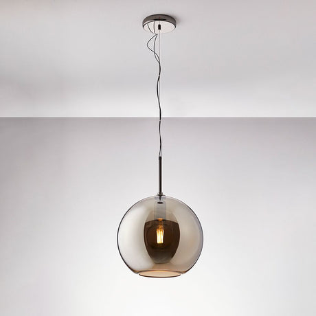 Fabbian Beluga Royal pendant light Ø30cm with elegant glass bubble and reflective light.