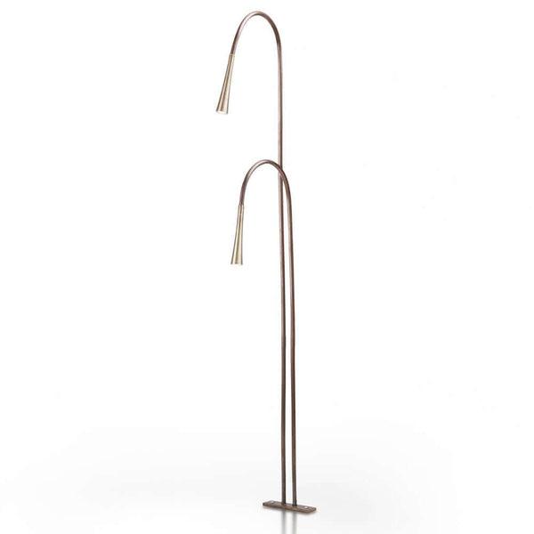 Fabbian Giunco LED-Stehleuchte Canne 2-flammig in elegantem Design aus Messing und brüniertem Kupfer.