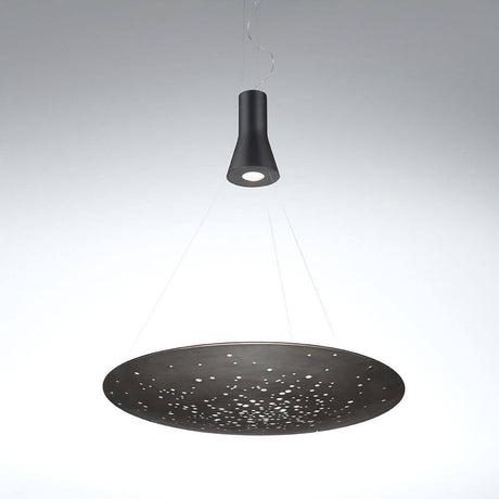 Fabbian Lens LED-Pendelleuchte Big mit Metall-Diffusor in modernem Design.