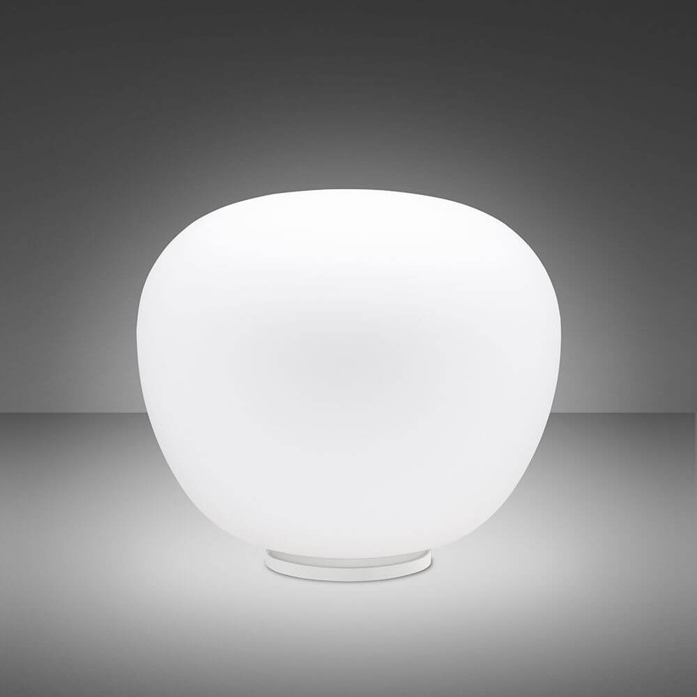 Fabbian Lumi Tischleuchte Mochi Large in klassischem Design, ideal für Schlafzimmer und Wohnzimmer.
