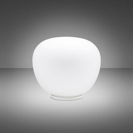 Fabbian Lumi Tischleuchte Mochi Medium in klassischem, schlichtem Design, ideal für Schlafzimmer und Wohnzimmer.