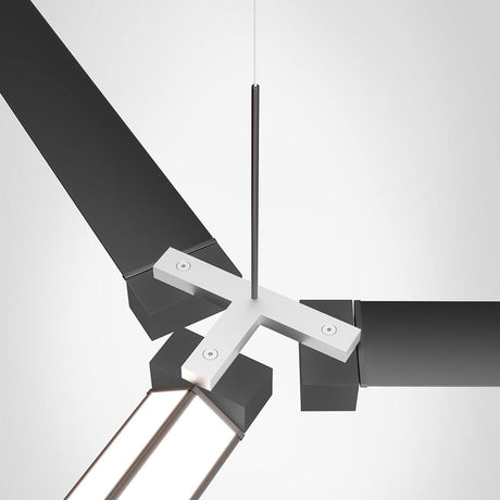 Fabbian Pivot fixation triple - élément de liaison pour éclairage suspendu, solution de design élégante et moderne.