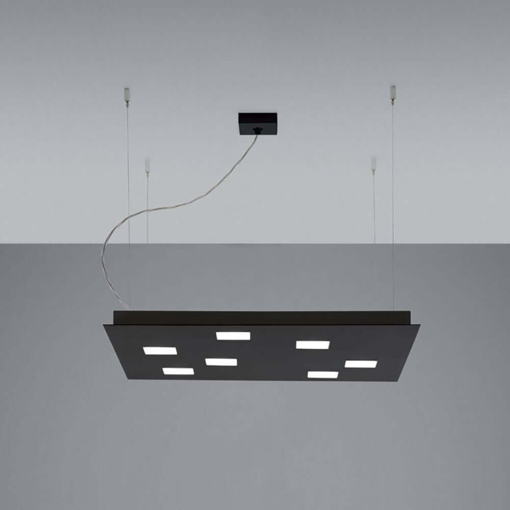 Fabbian Quarter LED-Pendelleuchte quadratisch in Schwarz, modern und elegant für Küchen und Essbereiche.
