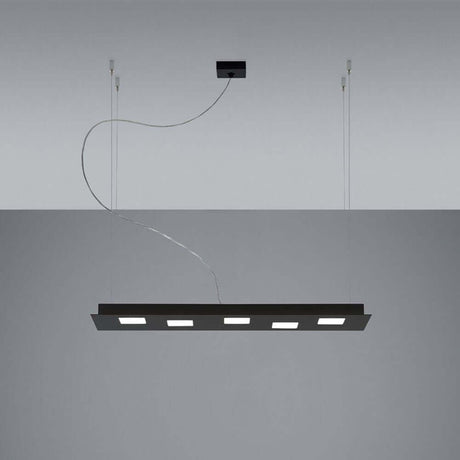 Fabbian Quarter LED-Pendelleuchte rechteckig in schwarzem Design, ideal für moderne Küchen oder Essbereiche.