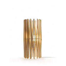 Fabbian Stick Tischleuchte Ø 33cm in modernem Holzdesign mit warmem Licht für gemütliche Räume.