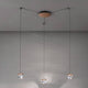 Fabbian Tripla LED-Hängelampe 3-flammig mit drei hängenden Leuchten, ideal für Wohn- oder Büroräume.