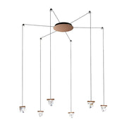 Suspension Fabbian Tripla LED à 9 lumières au design moderne avec plusieurs luminaires suspendus.