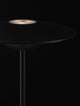 Fabio LED Außentischleuchte 3000K Schwarz IP54 im eleganten Design auf schwarzem Hintergrund