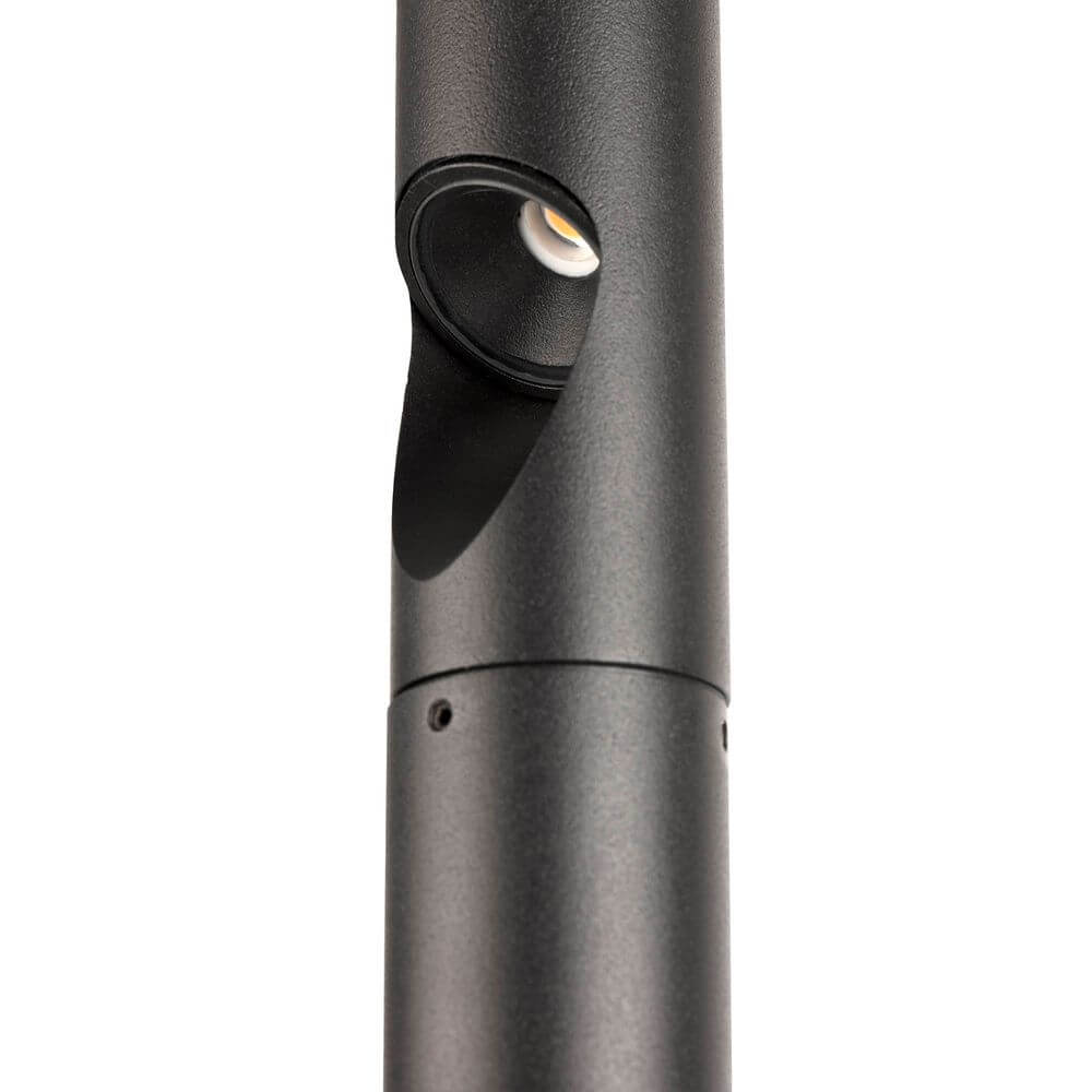 Bezel LED Spießleuchte Schwarz IP65, eleganter schwarzer Stab mit warmem Licht und IP65 Schutz.