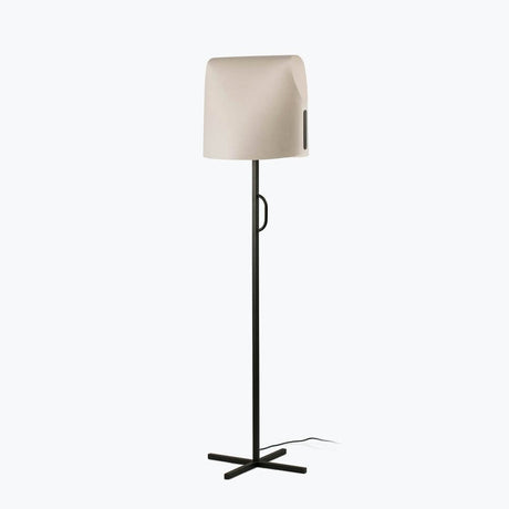 Luang floor lamp by Faro Lab, minimalist floor lamp inspired by Southeast Asia, elegant shape and design.