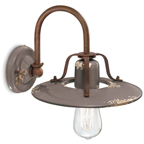 Ferroluce Country Wandleuchte in Vintage-Optik mit rostfarbenem Gestell und industriellem Design.