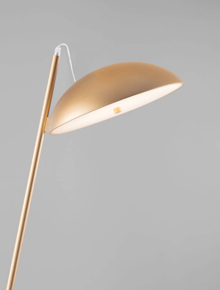 Flute LED Stehlampe H 153cm 3000K mit minimalistischem Design und warmem Licht.
