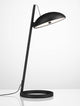 Flute LED Tischleuchte H 53cm 3000K in modernem Design mit schwarzem Schirm und schmalem Fuß.