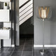 Forestier Design-Stehlampe Bodyless in modernem Innenraum mit schickem Schattenspiel.