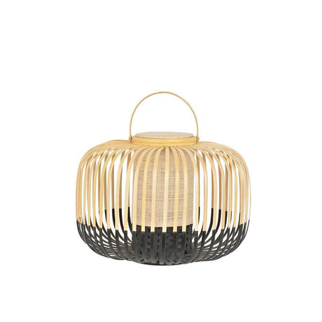 Forestier LED Akku-Bodenleuchte Take A Way IP66 in stilvollem Bambusdesign mit praktischem Griff.