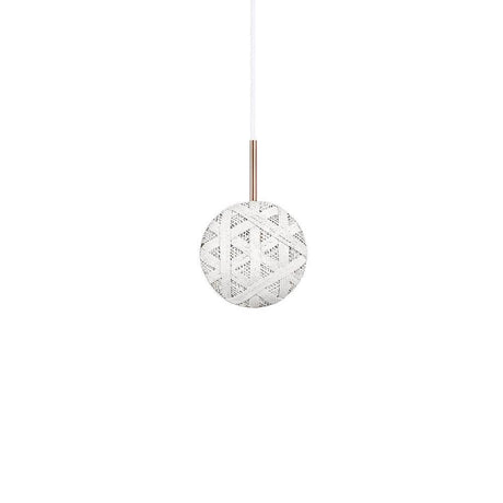 Forestier Pendelleuchte Chanpen Hexagonal in elegantem Design mit runder Form und Muster.