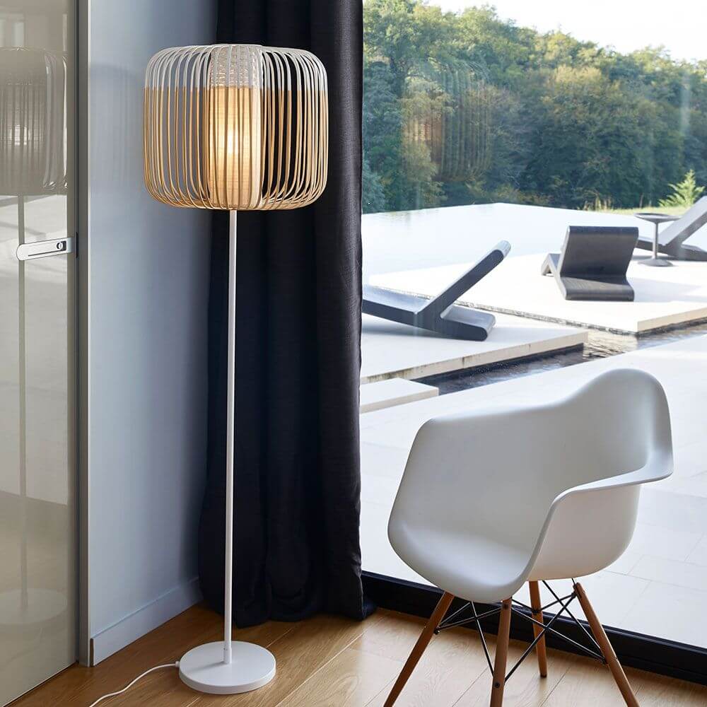 Skogens djurgolvlampa bambu ljus 150 cm