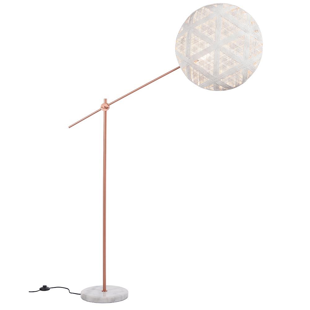 Forestier Stehleuchte Chanpen Hexagonal in modernem Design mit geometrischem Lampenschirm.