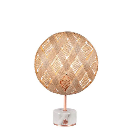 Forestier bordlampe Chanpen Diamond med rund hampbeklædt lampeskærm og marmoreret fod.