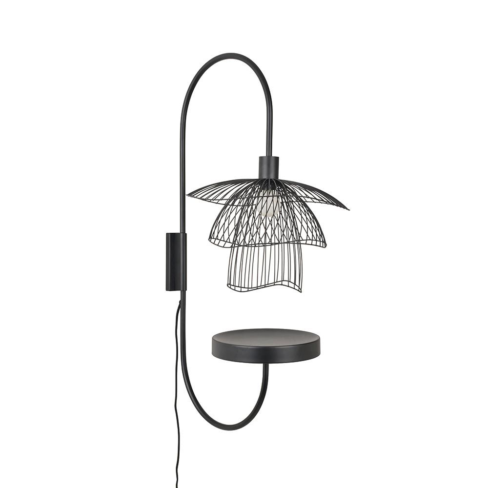 Forestier Wandlampe Papillon 70cm mit Abstelltisch, Design-Wandleuchte im 50er-Jahre-Stil mit kubistischen Formen.
