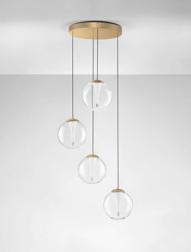 Galeo Pendelleuchte 4-flammig Ø 56cm 3000K Gold mit kugelförmigen Glaskugeln in edlem Design.