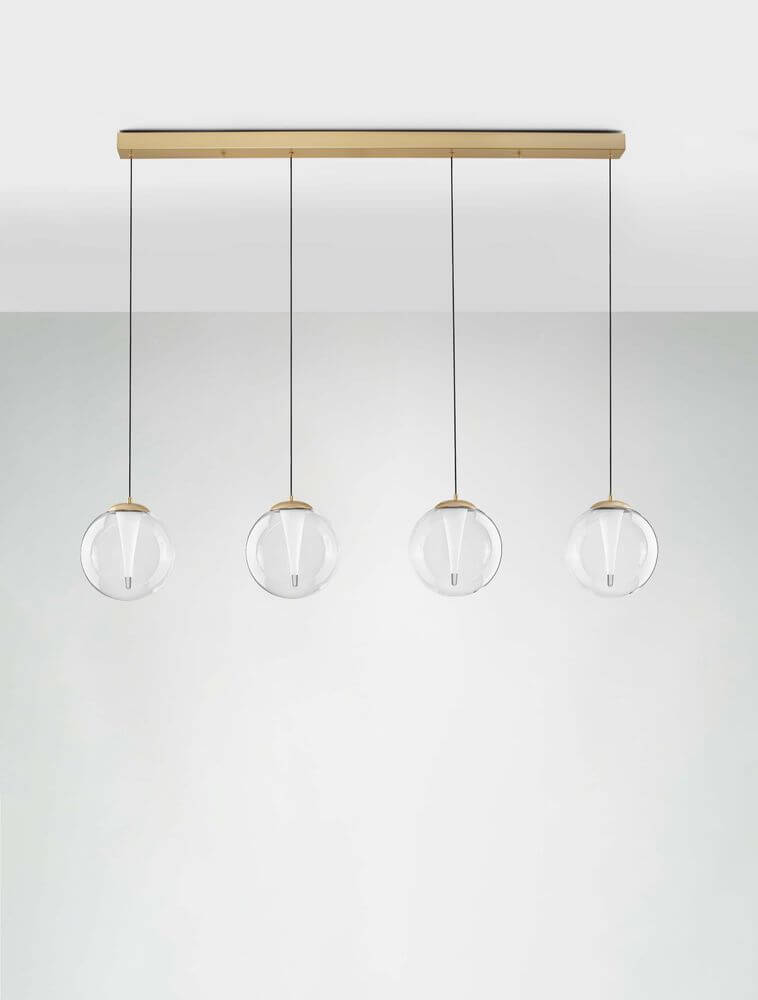 Galeo Pendelleuchte 4-flammig Balken 120cm 3000K Gold mit elegantem Design und goldfarbenem Aluminium.