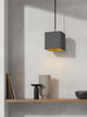 Gantlights B1 Hängelampe Beton – handgefertigte kubische Pendelleuchte aus Beton mit goldener Innenbeschichtung, regional in Brandenburg gefertigt
