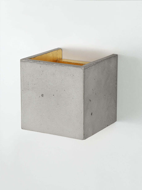 Gantlights B3 væglampe firkantet beton - kubisk betonvæglampe med guld indvendig belægning, varmt lys opad og nedad, 14x14x14 cm