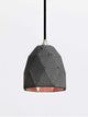 Gantlights T1 Pendelleuchte Beton, geometrisches Design aus Beton mit Kupferakzenten.