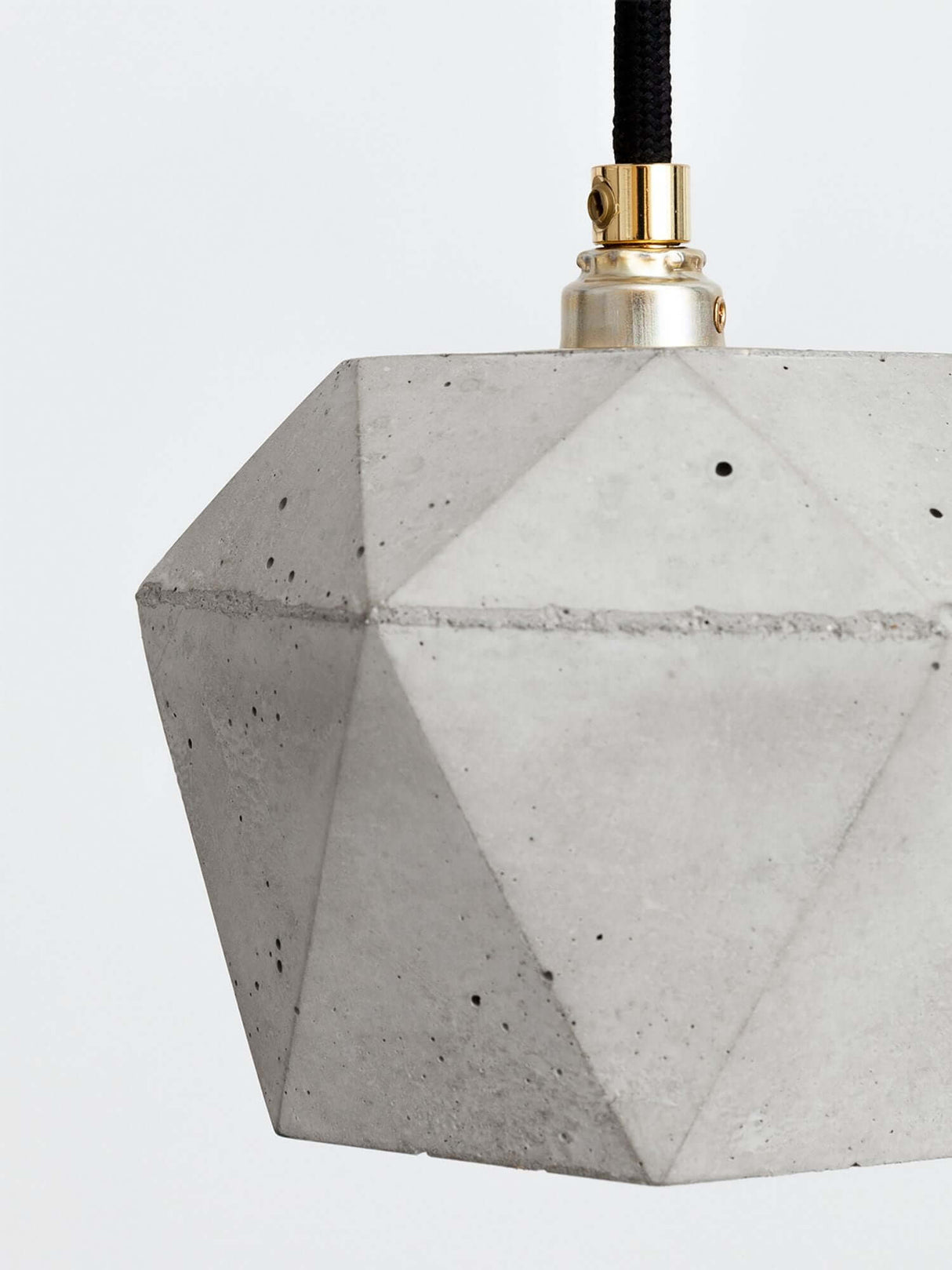 Gantlights T2 Hängelampe Beton dimmbar in geometrischem Design aus handgegossenem Beton