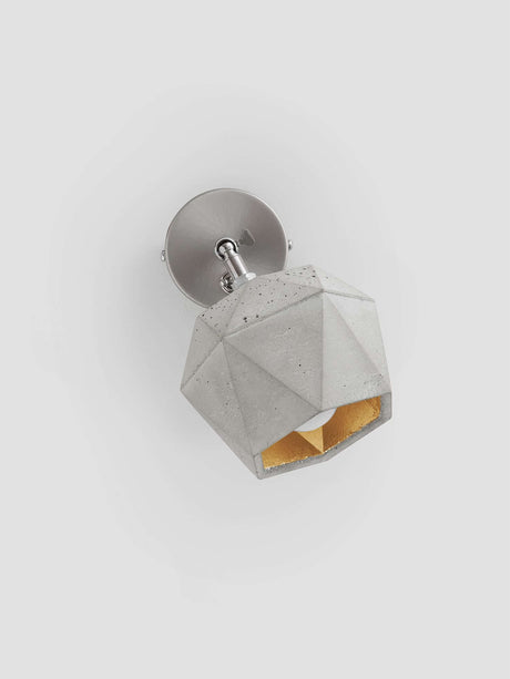 Gantlights T2 Wandspot Beton trianguliert mit edler Innenbeschichtung und modernem Design.