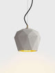 Gantlights T3 Hängelampe aus Beton mit goldener Innenseite und geometrischem Design.