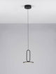 Gea LED Pendelleuchte Ø 17,5cm 3000K Baldachin Flach Schwarz hängend in modernem Interieur.
