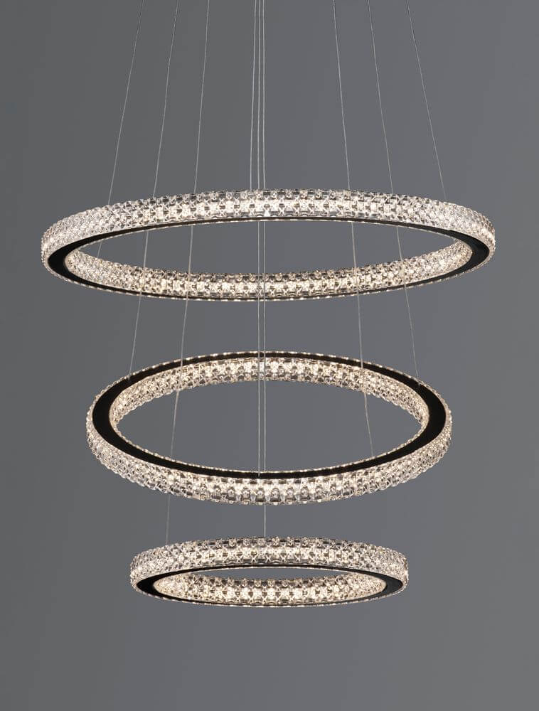 Ginevra LED Pendelleuchte 3-flammig Ø 51cm 3000K Schwarz mit schwebenden Ringen und elegantem Design.