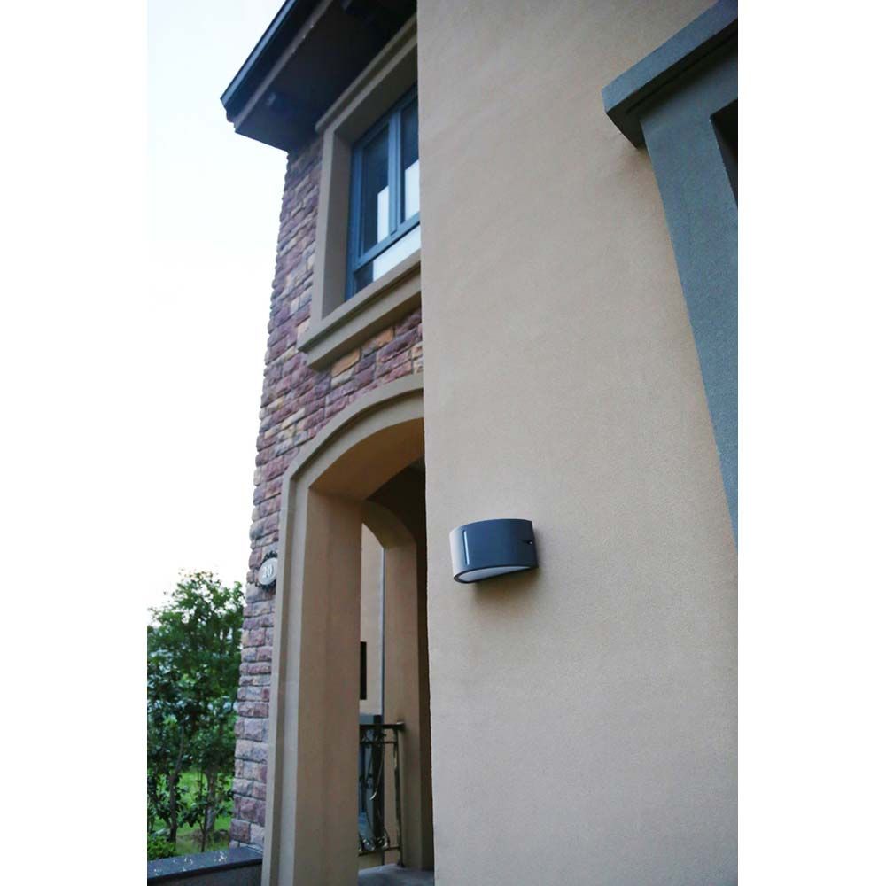 Half-round outdoor wall lamp Bonn IP54 anthracite