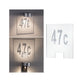 Hausnummernschild Outdoor House Transparent mit Hausnummer 47C, ideal für die Wandleuchte Cone im Eingangsbereich.