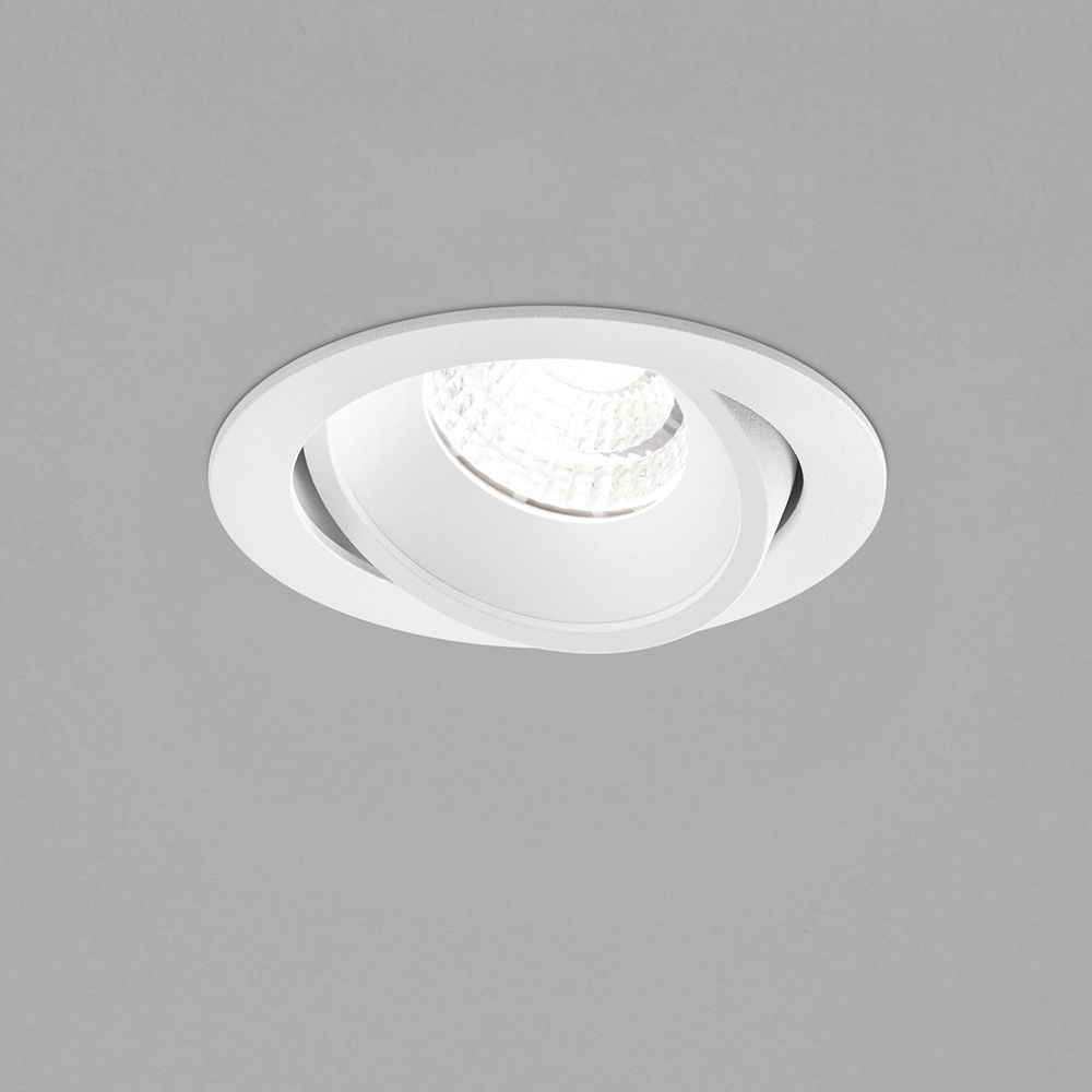 LED Decken-Einbauleuchte Sid Weiß mit drehbarem Spot und IP65, ideal für Küche und Bad.
