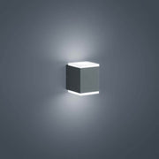 LED Udendørs væglampe Kibo IP54 Grafit monteret på væg, elegant design i grafitfarve.