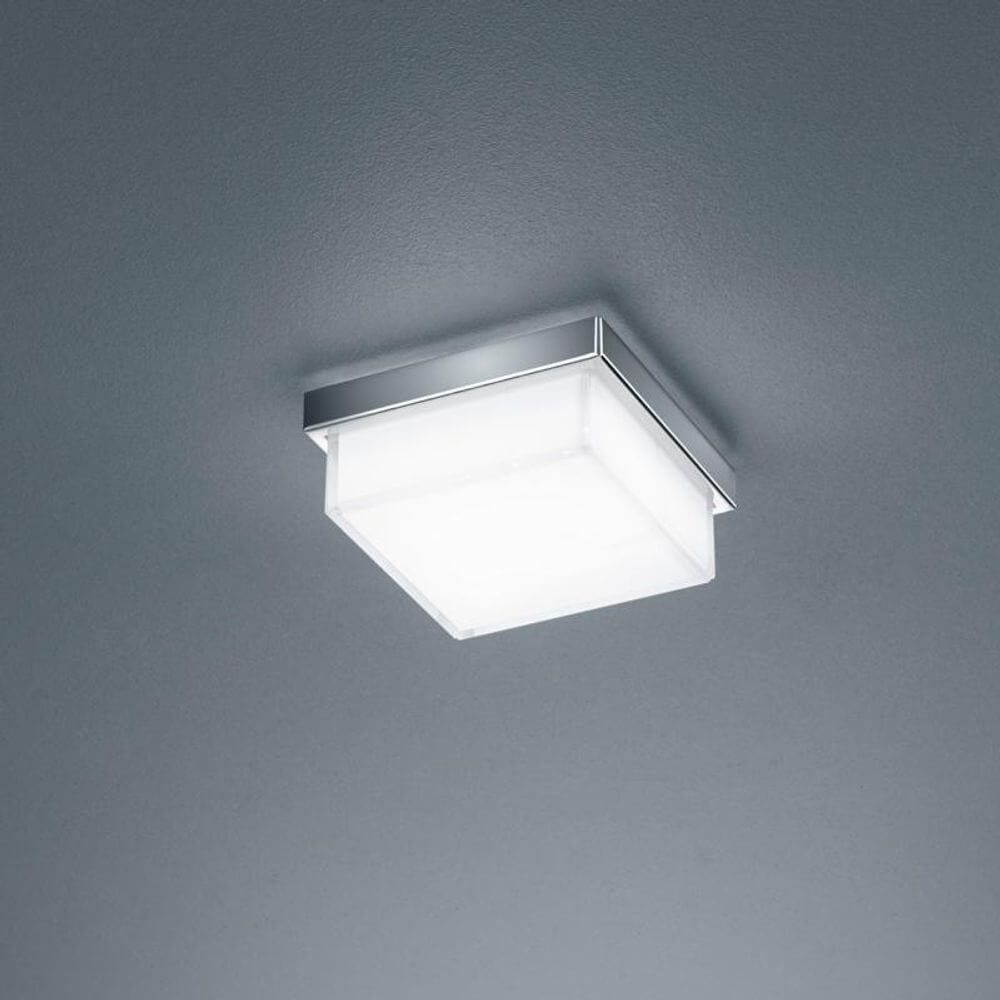 LED Decken-Badleuchte Cosi 610lm IP30 in modernem Design mit satiniertem Glas.