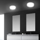 LED Badlampe Olvi 1020lm IP44 in modernem Badezimmer-Design mit eleganten Spiegeln.