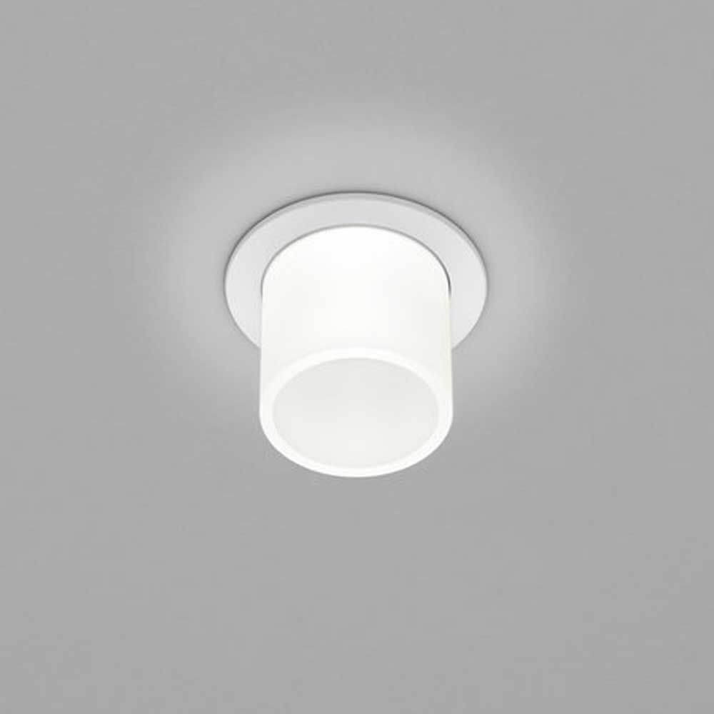 Mini LED Decken-Einbauleuchte Pic mit Zylinder installierte Leuchte in modernem Design an der Decke.
